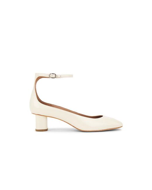 INTENTIONALLY ______ White Wylde