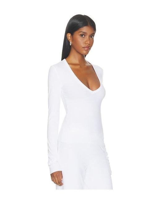 ÉTERNE White Butter Rib Long Sleeve V-Neck Top