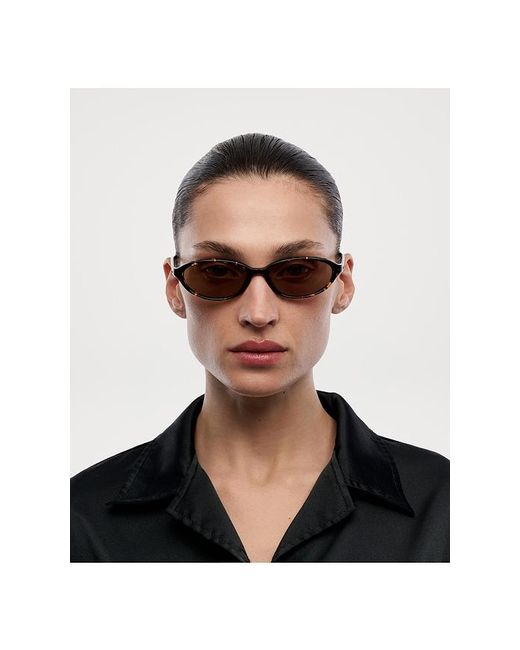 Chimi White Ellipse Sunglasses
