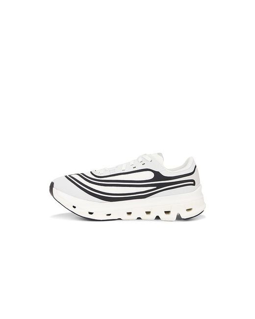 On Shoes White Cloudflow 5 Ad for men