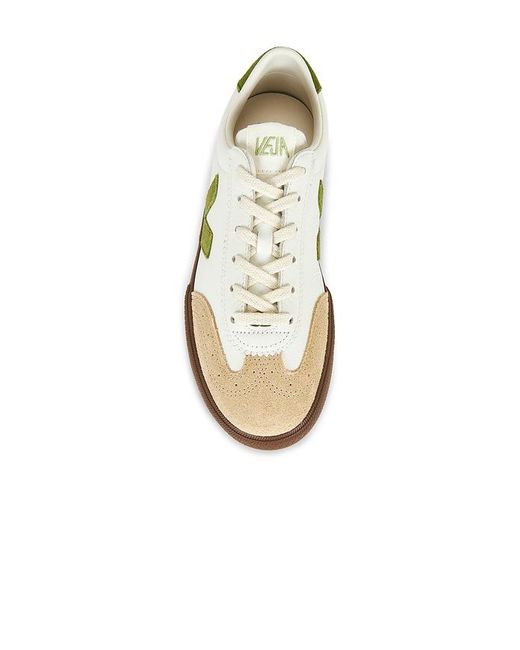Veja White Volley for men