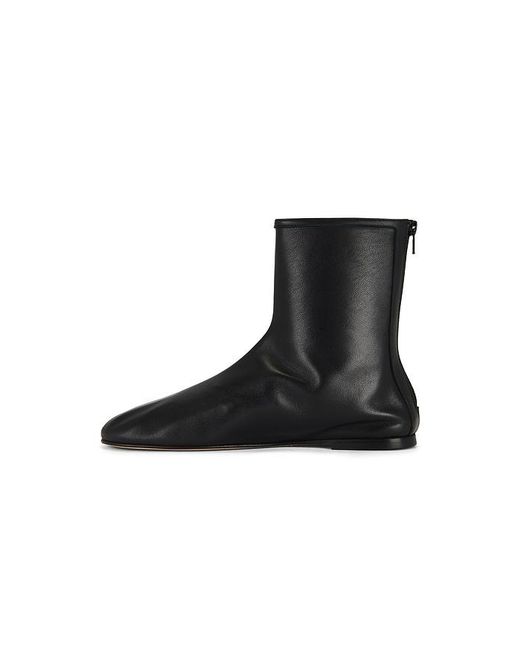 Dear Frances Black Boots Balla