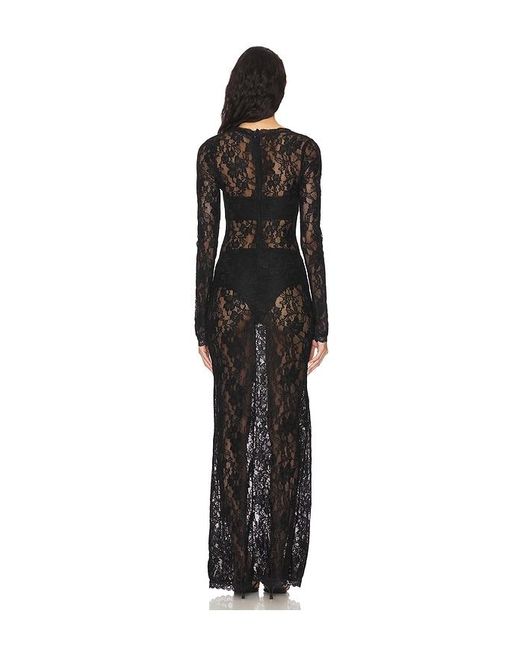 ROBE BLANCHE en Black superdown