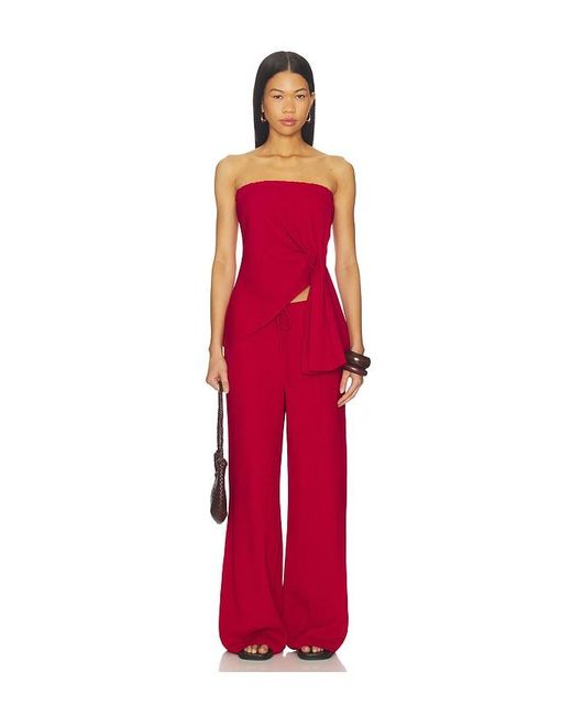 SOVERE Red Aine Top