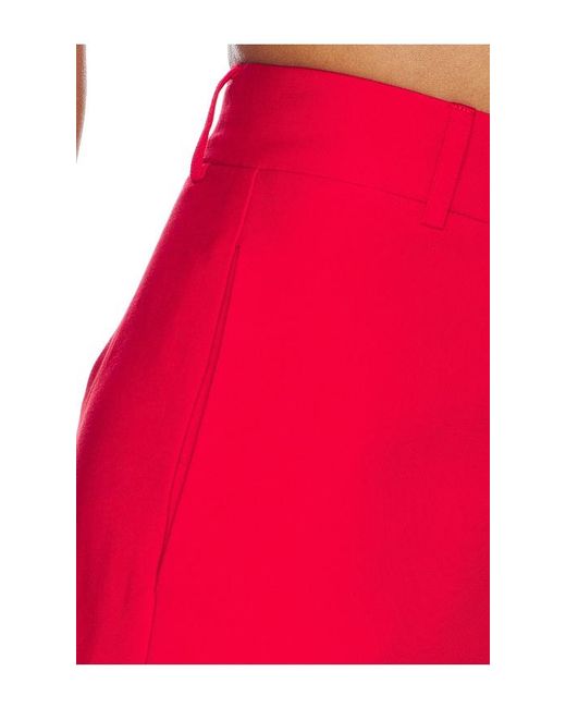 NonChalant Label Red Gia Short