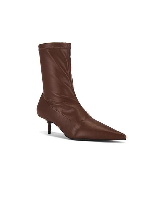 Raye Brown Boot Nadia