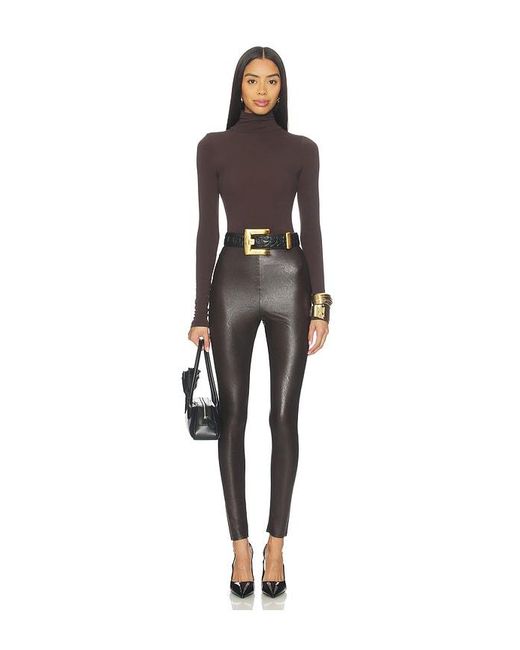 Body En Commando en coloris Black