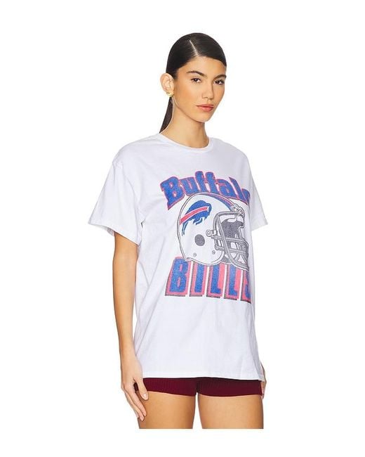 Junk Food White Bills Throwback Helmut Tee for men