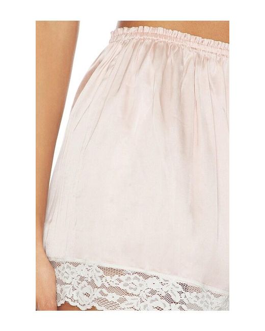 Tularosa White Coline Short