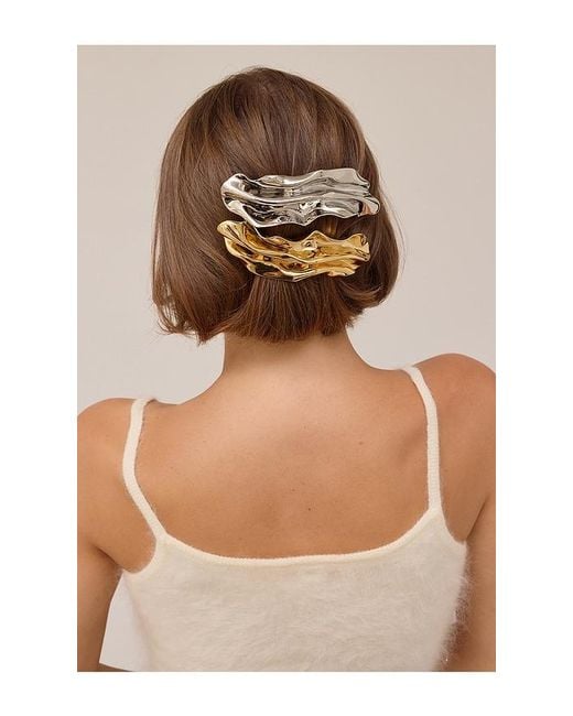 Lelet Metallic Glossy Draped Barrette