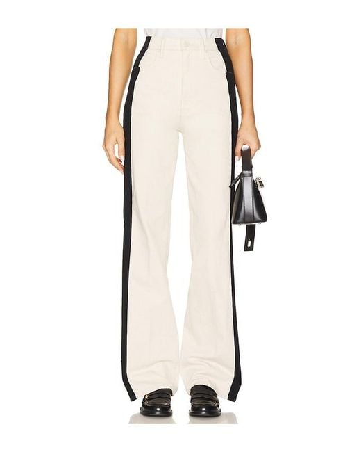 The tuxedo maven heel Mother de color White