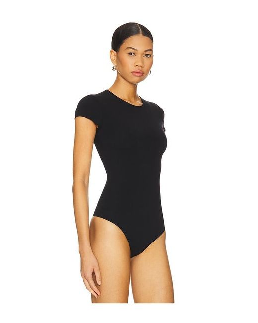 BODY en Black Commando