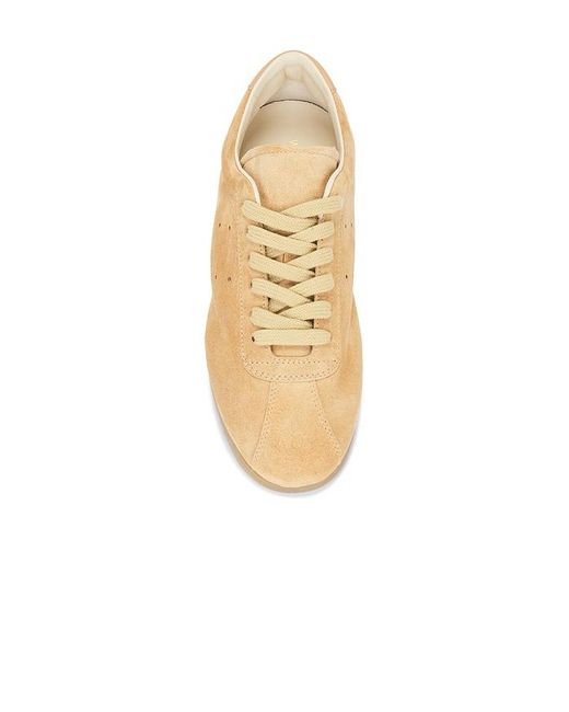 Common Projects White Schuh Driving