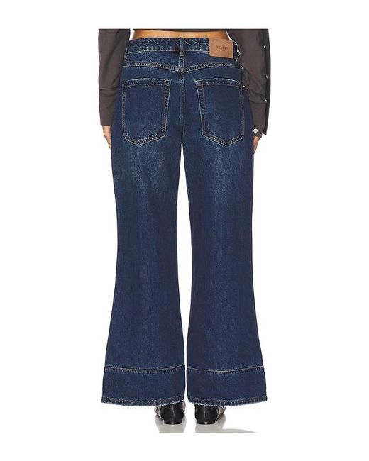 With Jean Blue Claudia Jeans