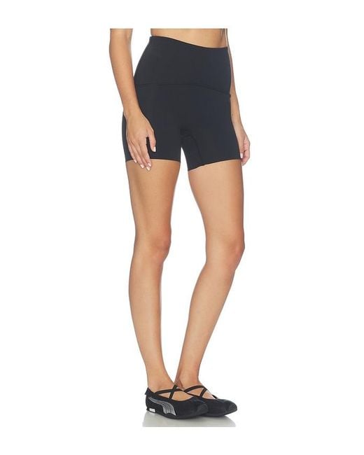 Shape Bootyboost Bike Short Spanx de color Blue
