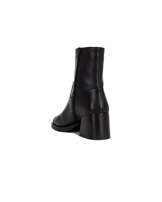 Steve Madden Black Latches Boots