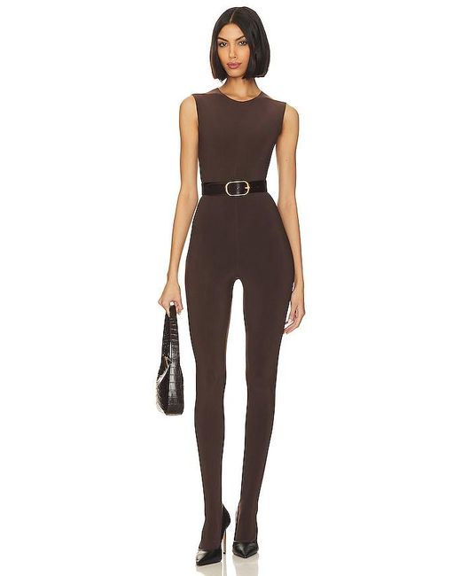 Sleeveless catsuit with footsie Norma Kamali de color Brown