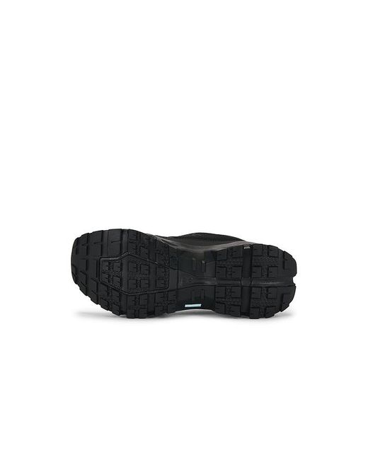 On Shoes Black Cloudrock Low Wp for men