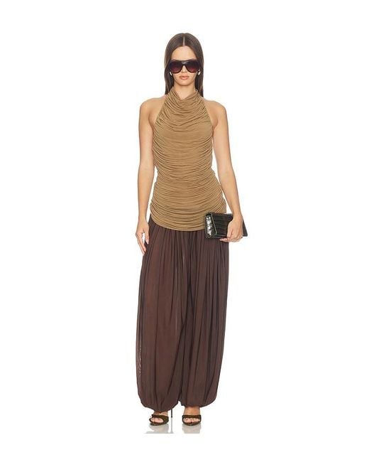 Maygel Coronel Natural Resonare Top