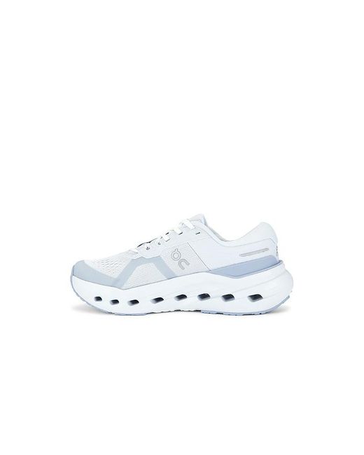 On Shoes White Cloudrunner 3 Sneaker