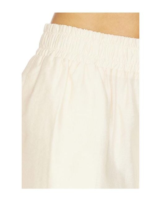Heartloom White Liara Set