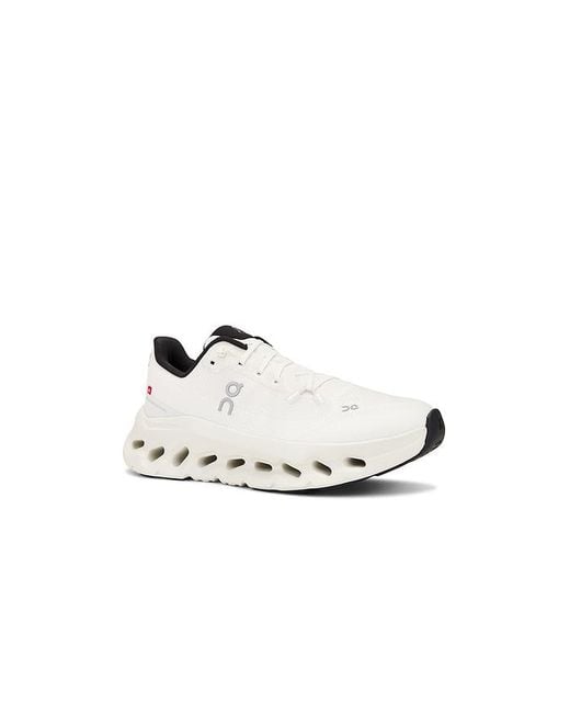 On Shoes White Cloudtilt Sneaker