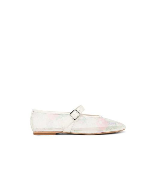 Steve Madden White Dreaming Flats
