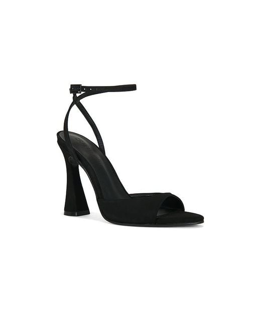 Steve Madden Black Sandale Beki