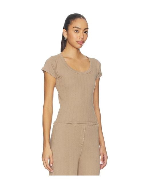 VIR VITA Natural Pointelle Scoop Tee