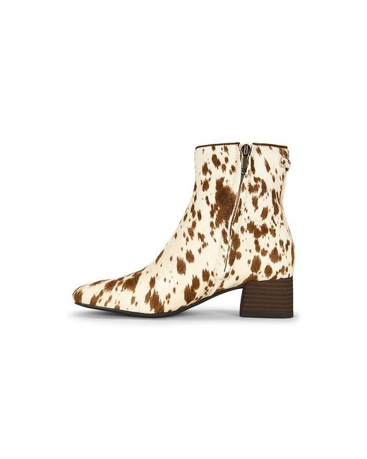 Sam Edelman White Boot Page