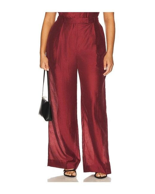 L'academie Red 'Academie Liya Pant