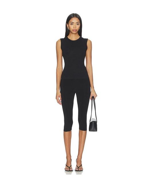 ÉTERNE Black Fitted Muscle Tank
