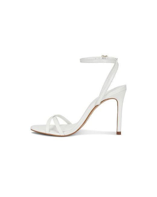 Steve Madden White Sandale Jypsey
