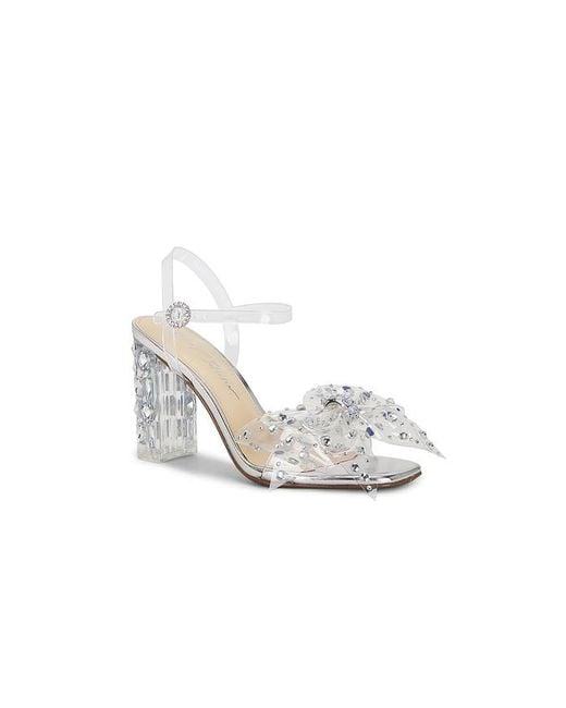 Steve Madden White Sandale Pratt
