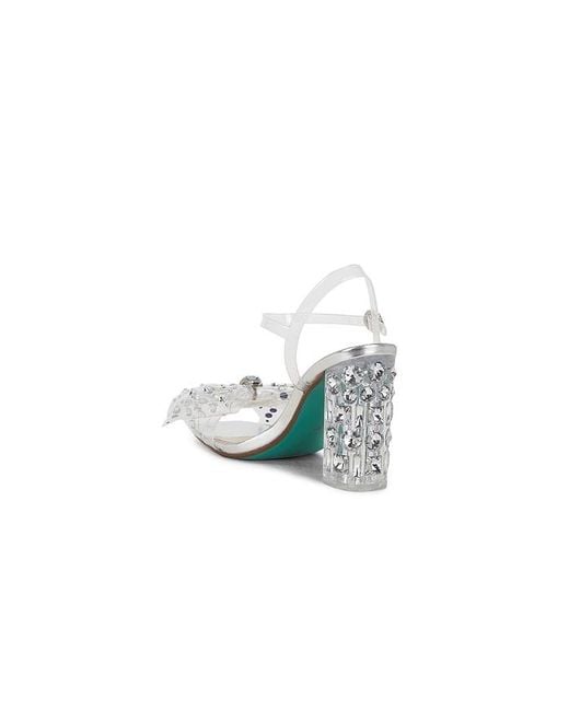 Steve Madden White Sandale Pratt