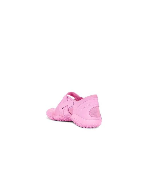 NikeSKIMS Pink Rift Mesh Sneaker