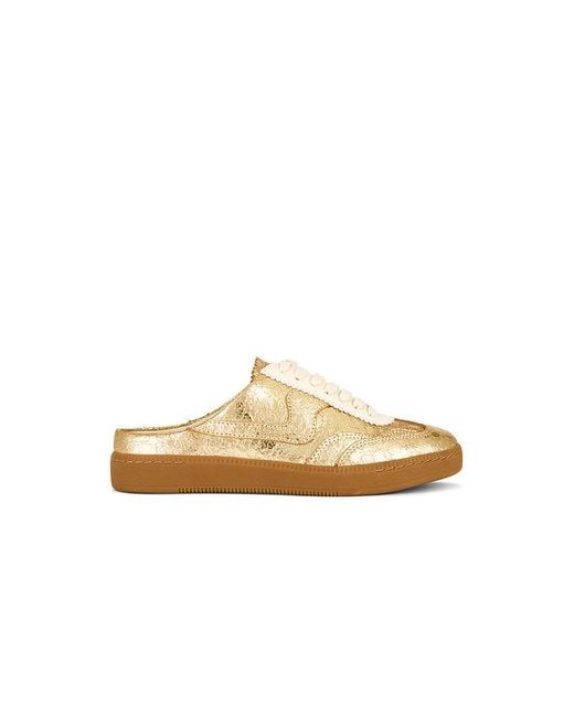 Dolce Vita White Pantolette Notice