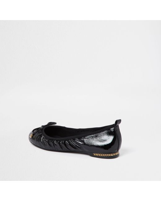 black patent ballerina pumps