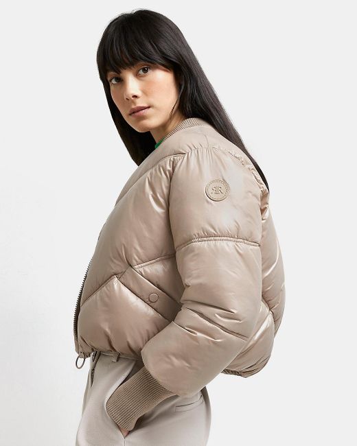 beige cropped puffer jacket