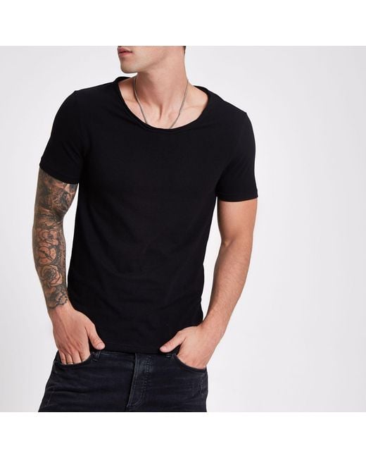River Island Black Muscle Fit Scoop Neck T-shirt for men