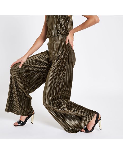 River Island Khaki Green Velvet Plisse 