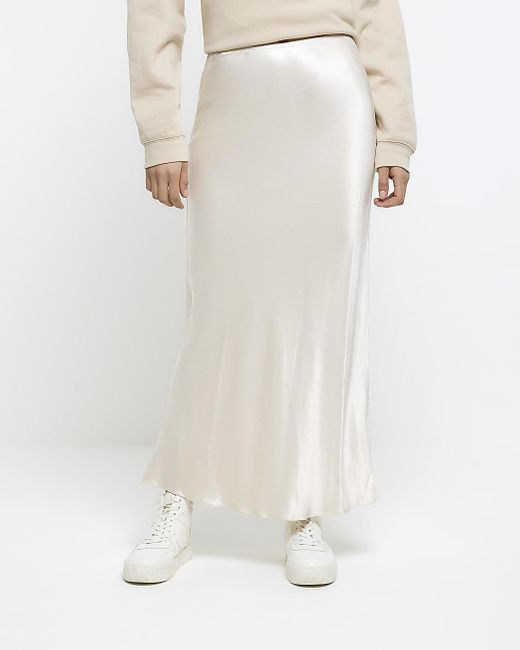 River Island Cream Satin Maxi Skirt in White | Lyst