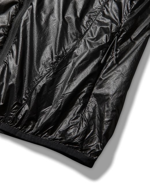 Roa Black Hue Packable Wind Jacket Coats And Jackets