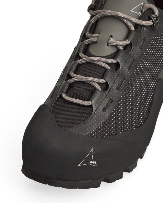Roa Black Hida Low Sneakers