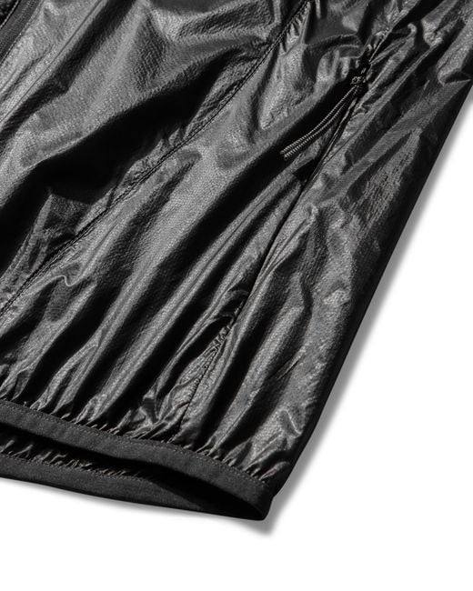 Roa Black Hue Packable Wind Jacket Jackets