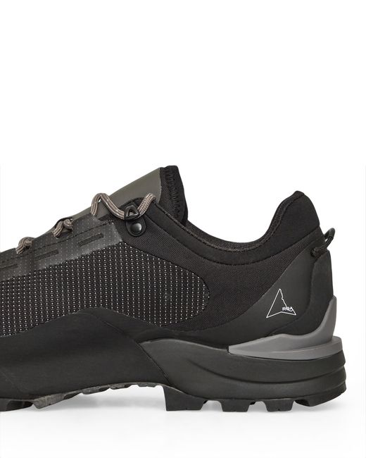 Roa Black Hida Low Sneakers