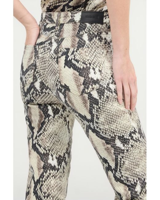 Vaqueros Roccia Con Estampado Python Roberto Cavalli de color White