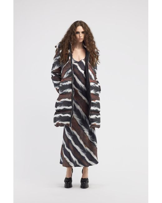 Roberto Cavalli White Animalier Print Puffer Jacket With Belt