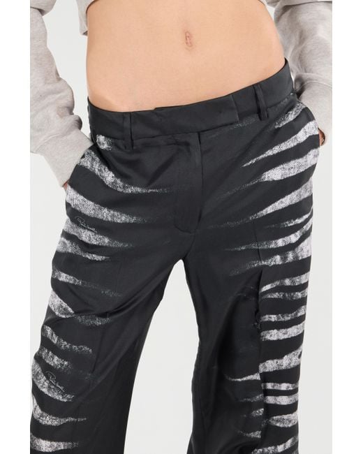 Roberto Cavalli Black Hose Mit Print Zebra Seitlich