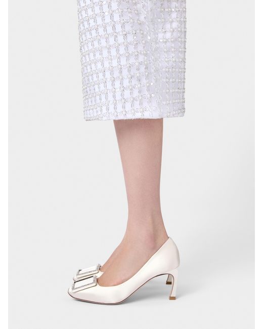 Roger Vivier Natural Trompette Pumps